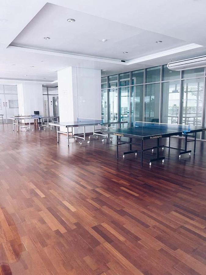 Promo Connected Train 2 Bedroom Above Mall 9